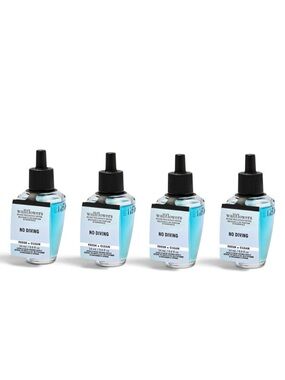 4X NO DIVING Bath & Body Works
Wallflower Fragrance Refills